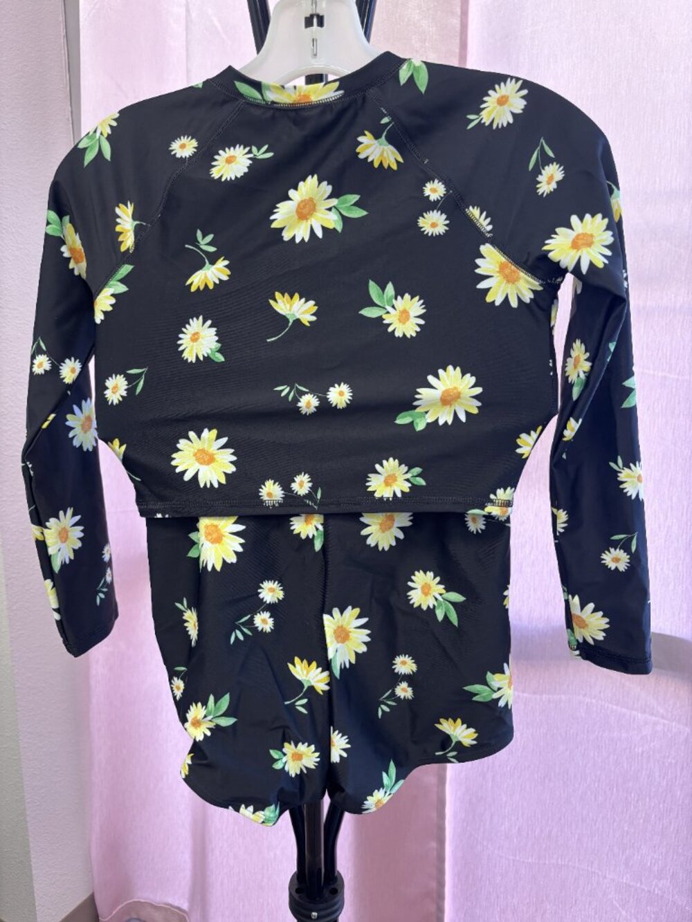 NWT Old Navy Girls Daisy Print Rash Guard Set L 10-12 UPF Zip Front Swim Set